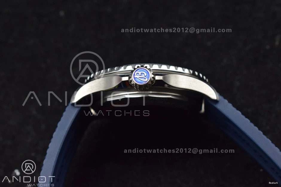 1:1 White Dial A2824 BLSF SS Automatic Strap SuperOcean Edition on 42 Blue Rubber Best 0423